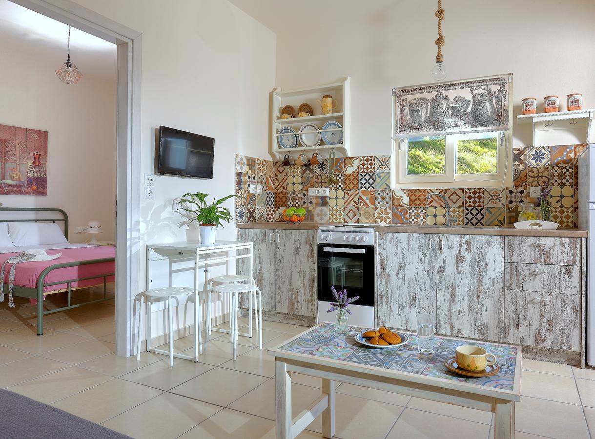 Keramos Villa & Apartments Agia Pelagia  Exterior photo
